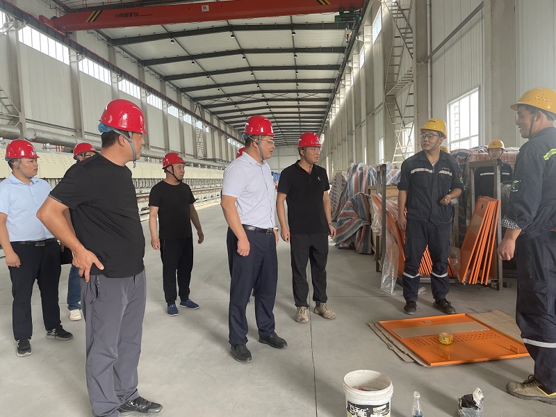陜西建材科技公司到龍門綠碳公司、韓城昇隆公司開展國慶節前安全環保大檢查