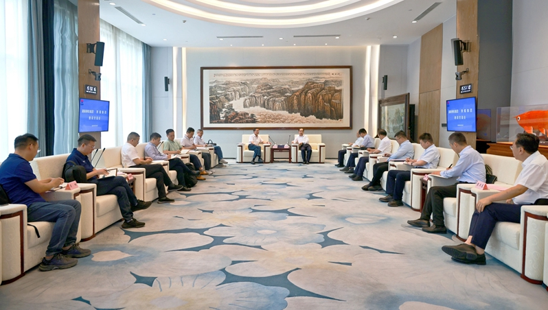 湖南鋼鐵集團黨委副書記、副董事長、總經理陽向宏一行到陜煤集團座談交流